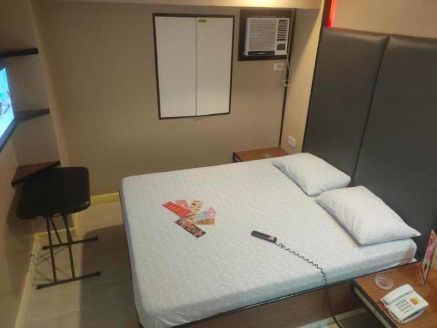 Hotel Sogo Macapagal Paranaque City Εξωτερικό φωτογραφία
