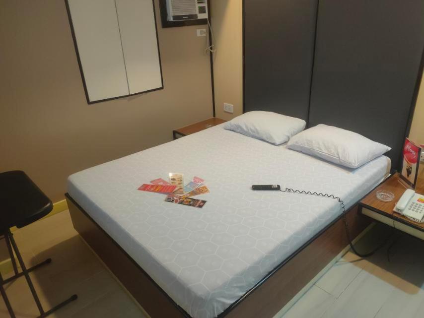 Hotel Sogo Macapagal Paranaque City Εξωτερικό φωτογραφία
