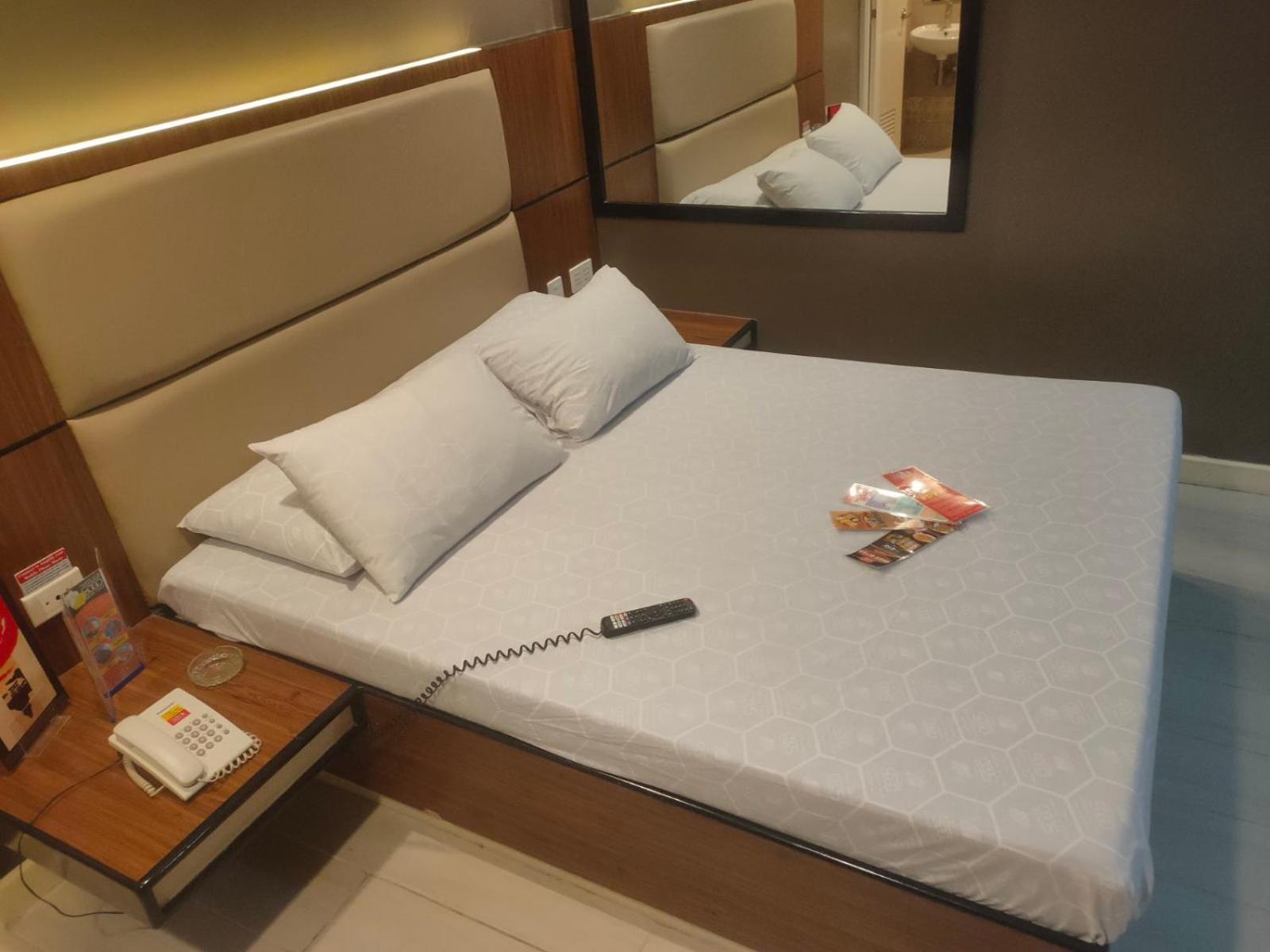 Hotel Sogo Macapagal Paranaque City Εξωτερικό φωτογραφία