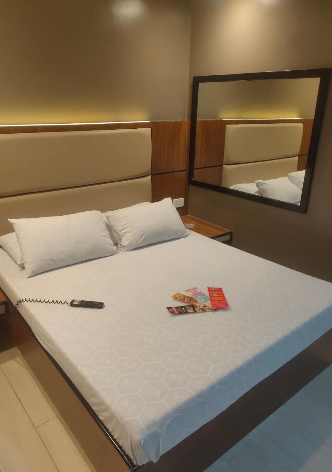 Hotel Sogo Macapagal Paranaque City Εξωτερικό φωτογραφία